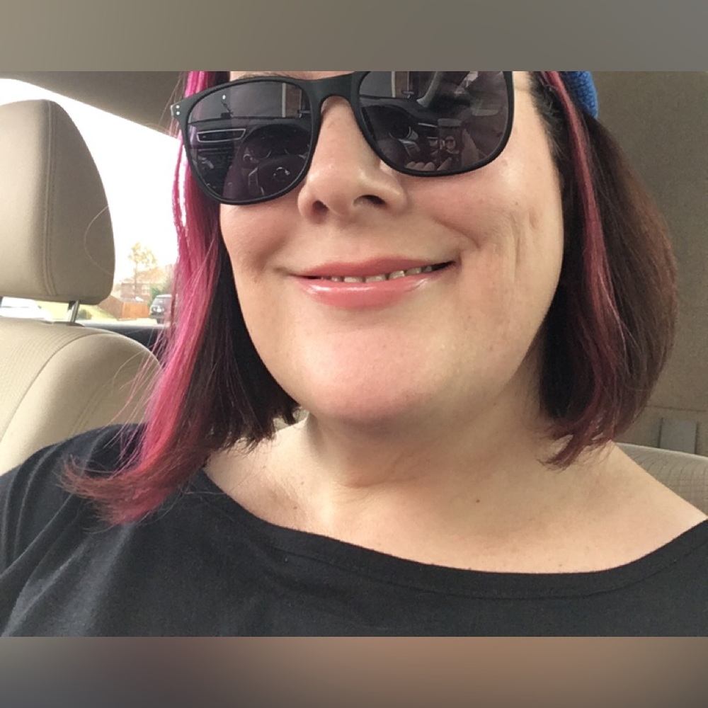 Meet your Posher, Lori